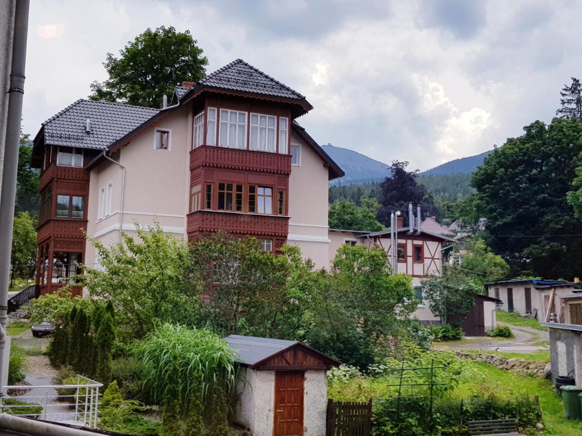 Niebieskie Migdaly Karpacz Bagian luar foto